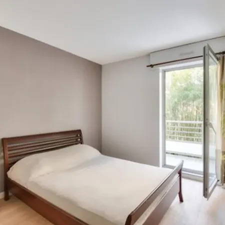 Spacious T2 - Near Tour Montparnasse Appartement Parijs